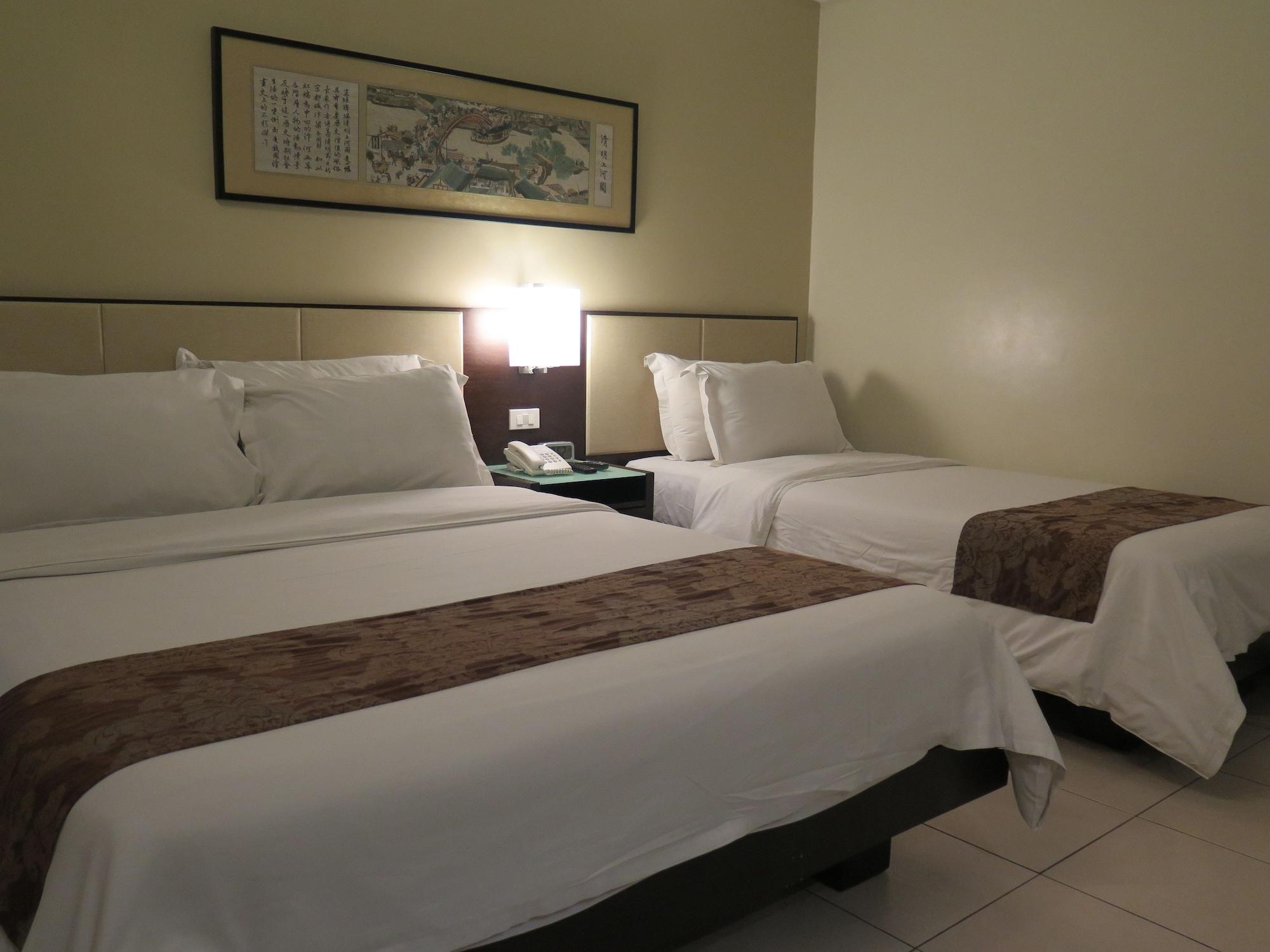 Circle Inn - Iloilo City Center Dış mekan fotoğraf
