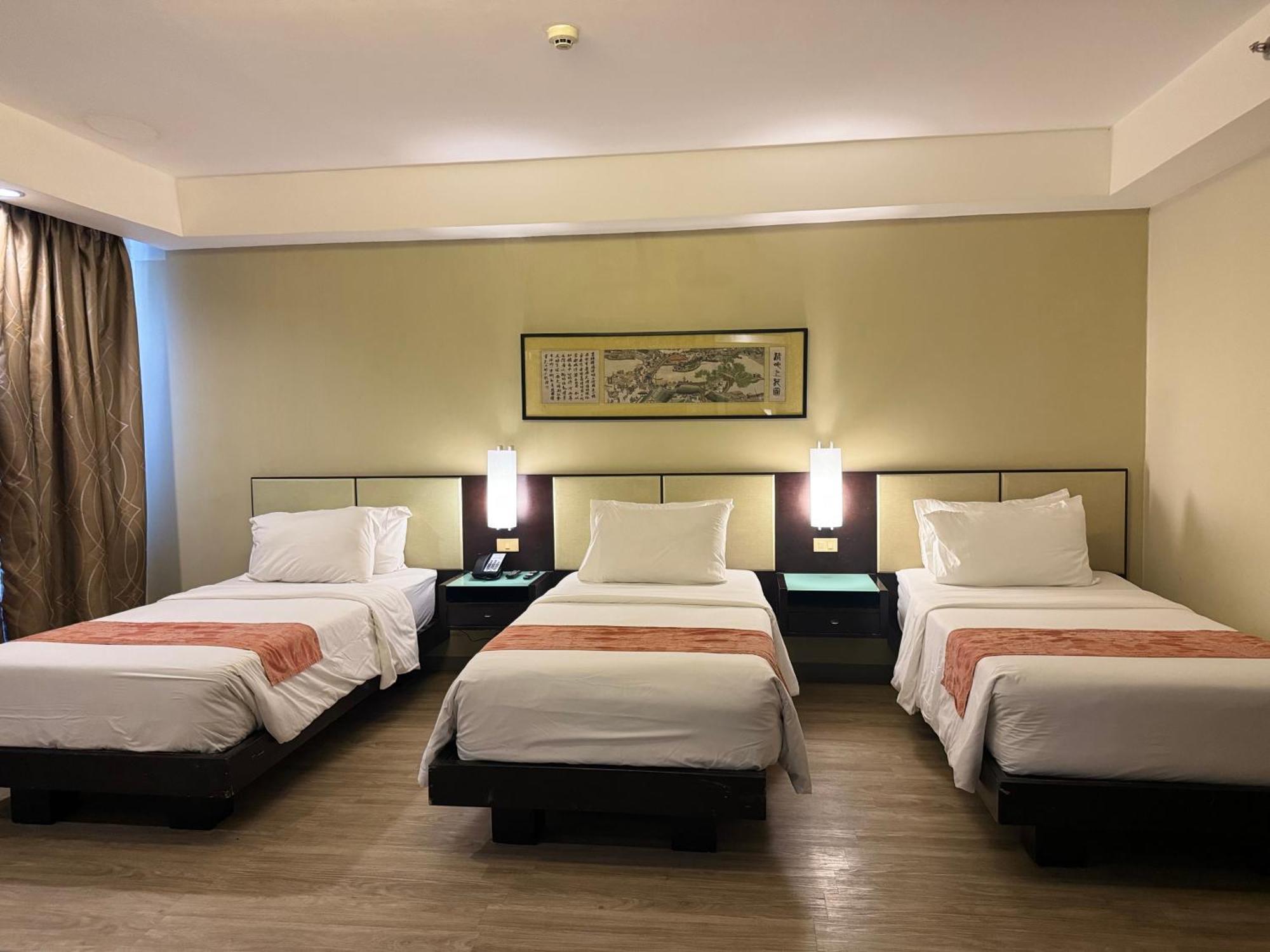 Circle Inn - Iloilo City Center Dış mekan fotoğraf
