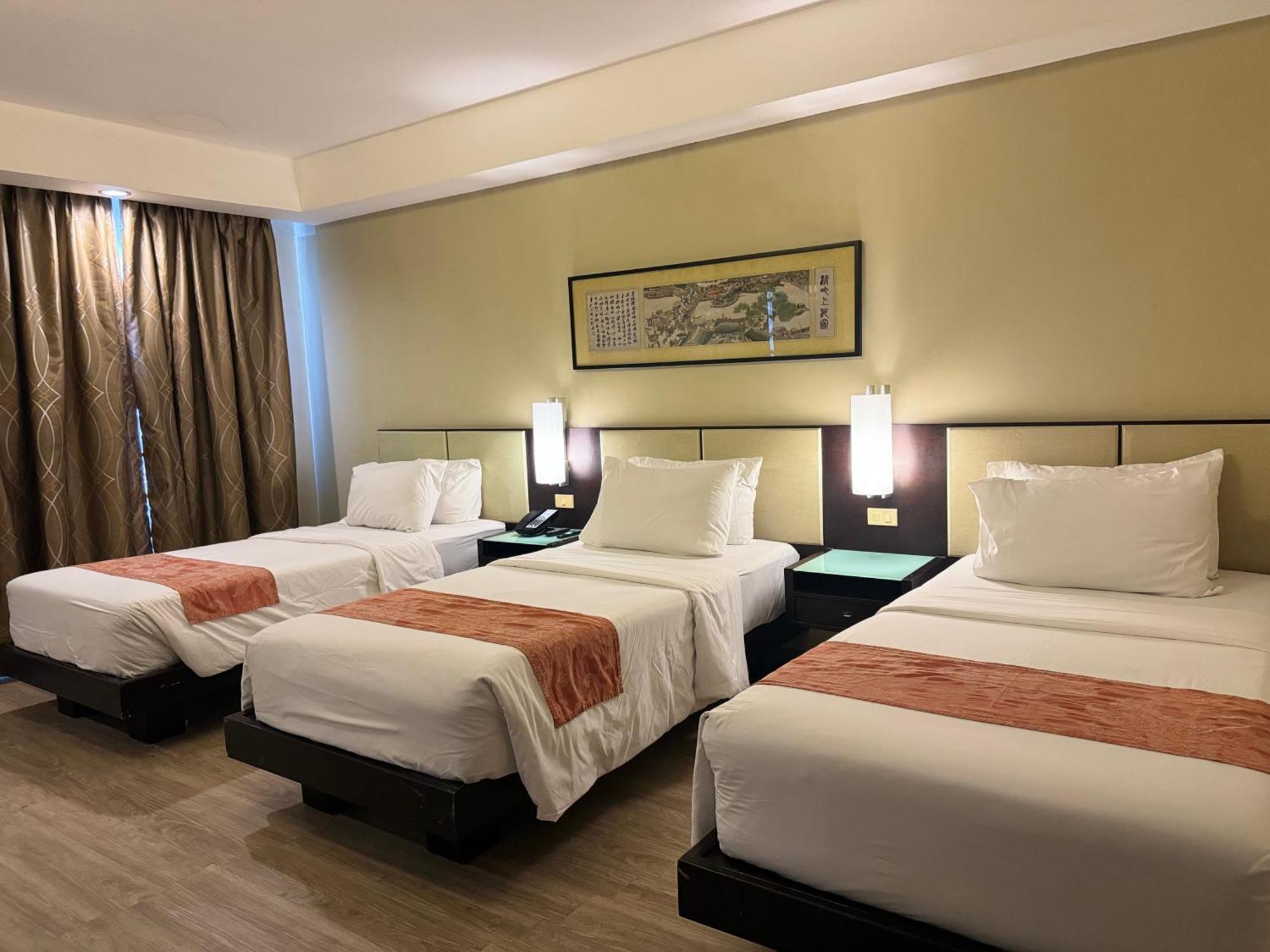 Circle Inn - Iloilo City Center Dış mekan fotoğraf