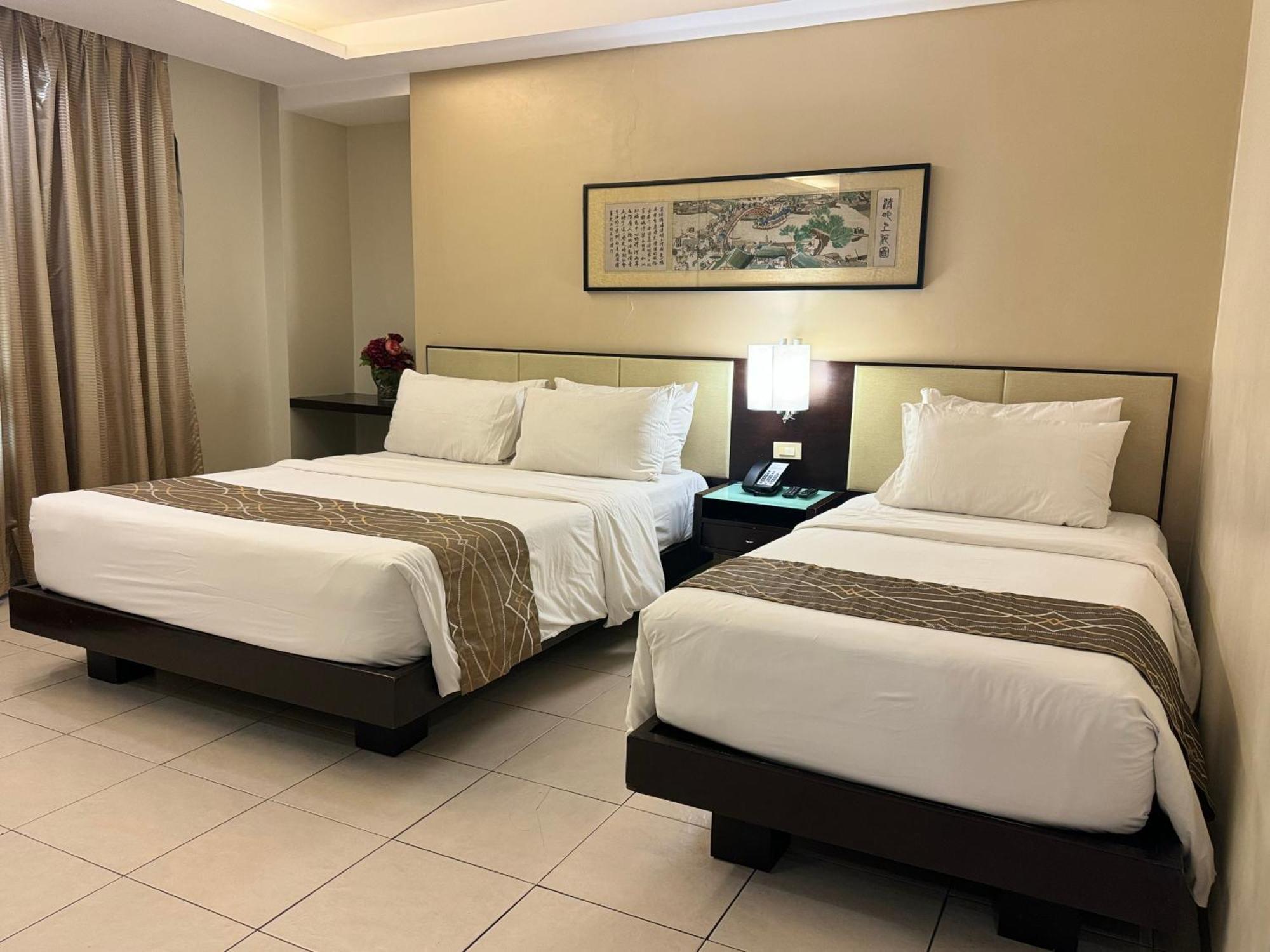 Circle Inn - Iloilo City Center Dış mekan fotoğraf