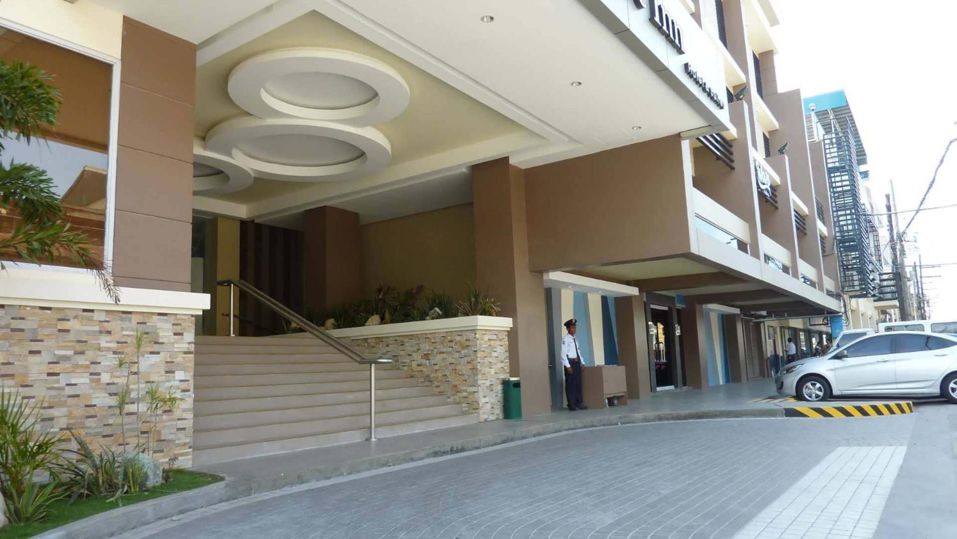Circle Inn - Iloilo City Center Dış mekan fotoğraf